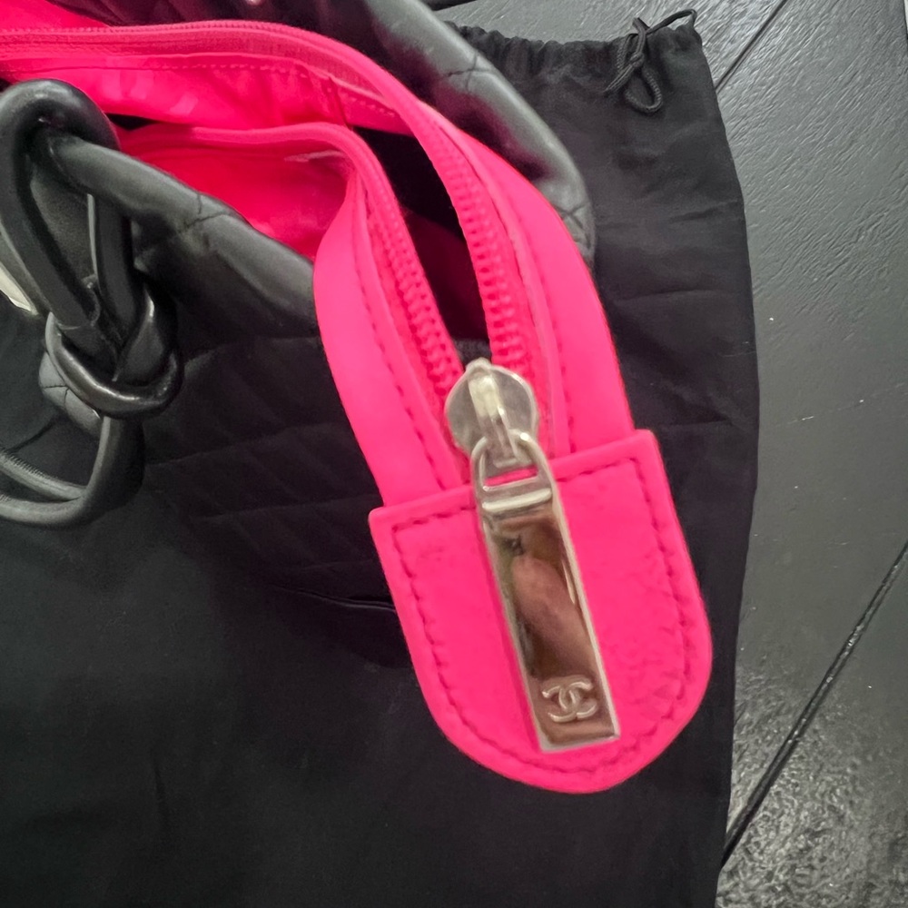 Chanel Cambon Ligne tote with pink interior - Picture 8 of 13